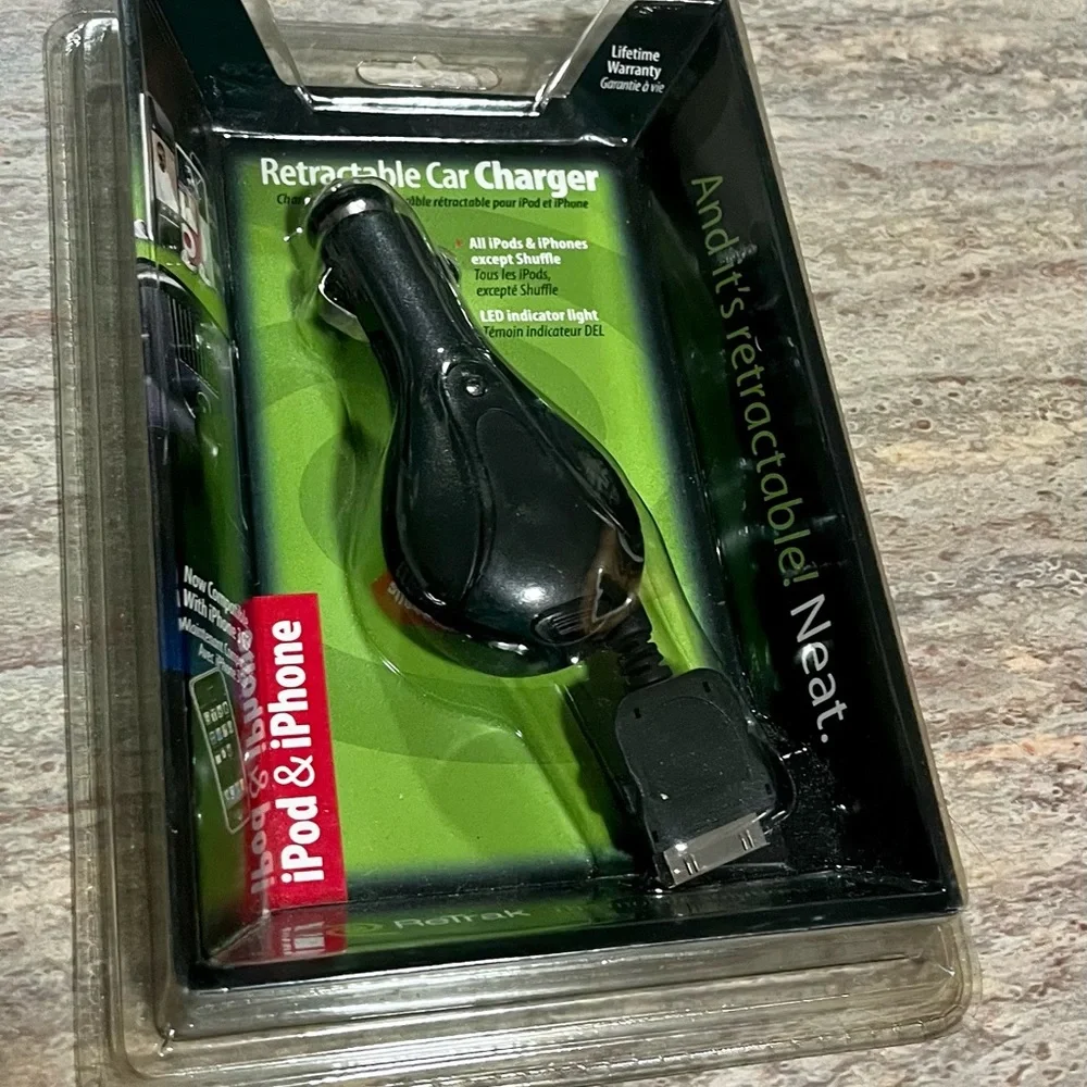 NIB ReTrak retractable iPod and iPhone car charger